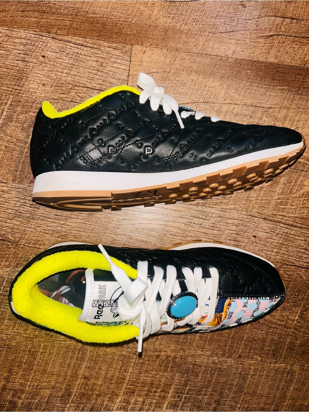 Reebok Classic Leather sneakers, part of the Jurassic Park collaboration - Picture 3 of 13